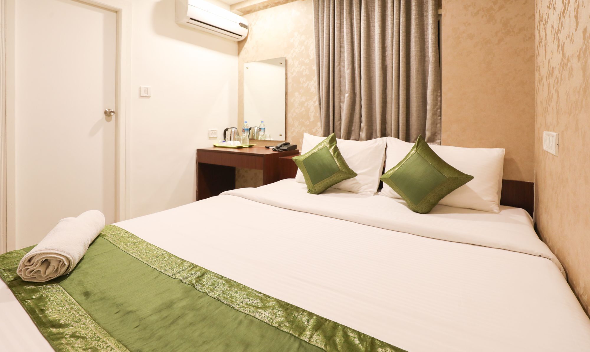 Treebo Paul'S Inn Bangalore Extérieur photo